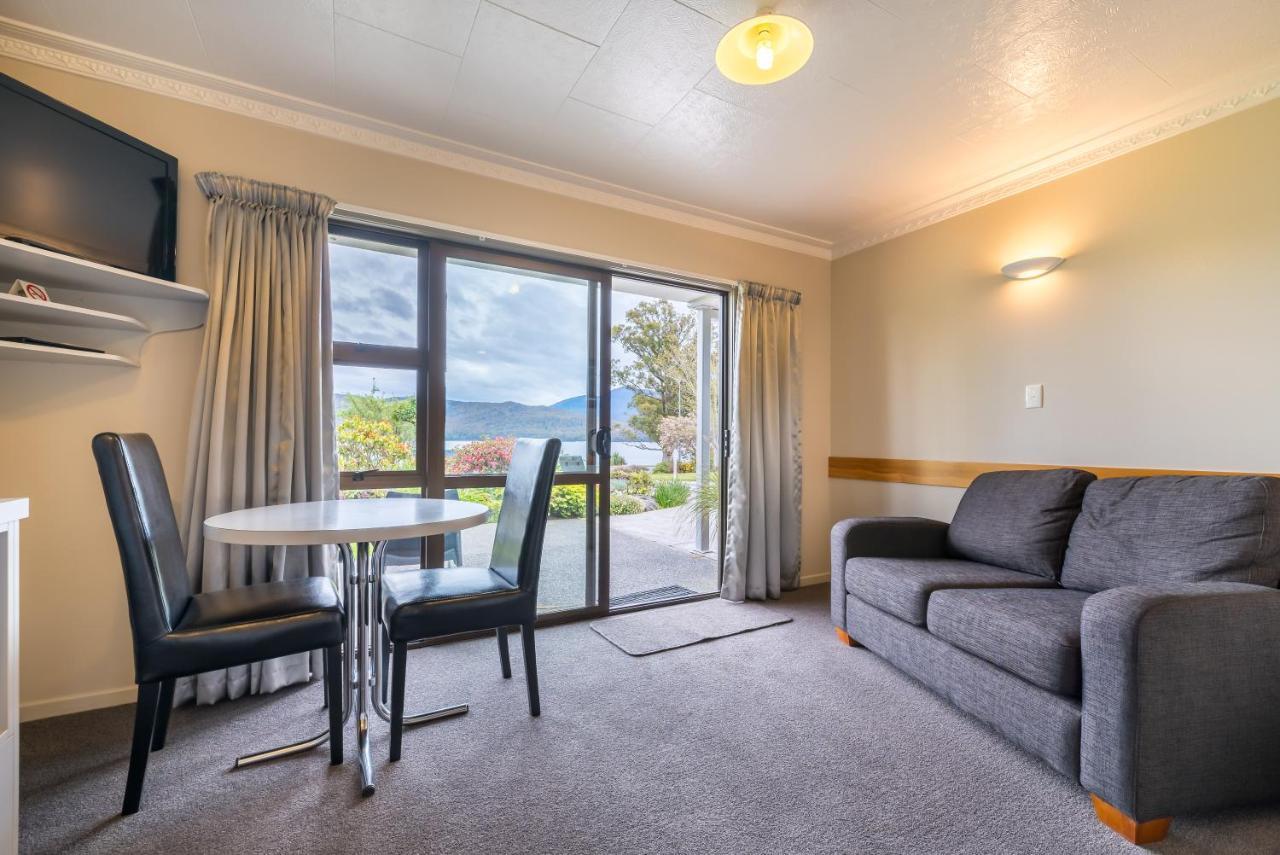 Lakeside Motel & Apartments Te Anau Luaran gambar