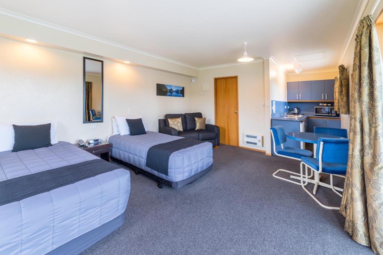 Lakeside Motel & Apartments Te Anau Luaran gambar
