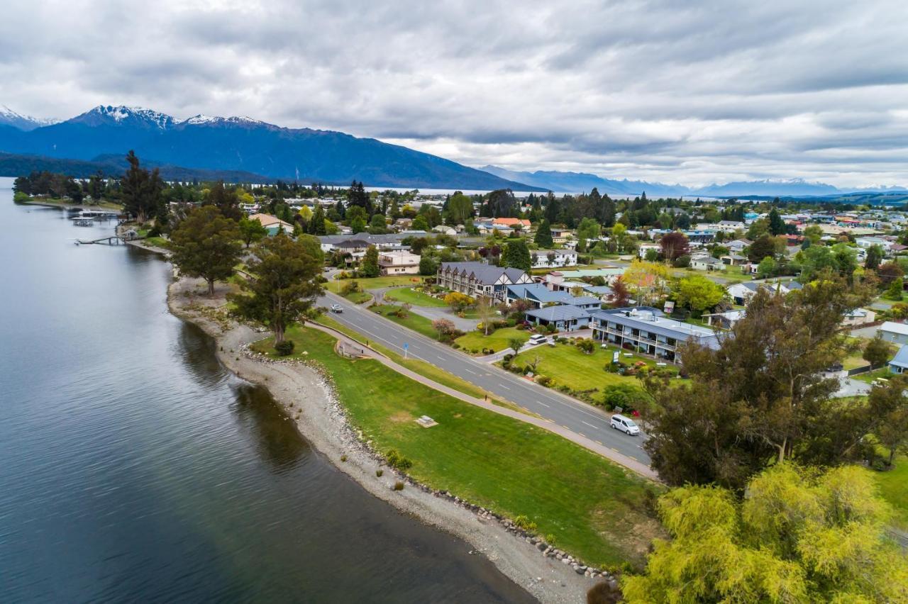 Lakeside Motel & Apartments Te Anau Luaran gambar